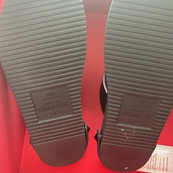 NWT Valentino Garavani Slide Feather Sandal - best offer - Picture 5 of 12